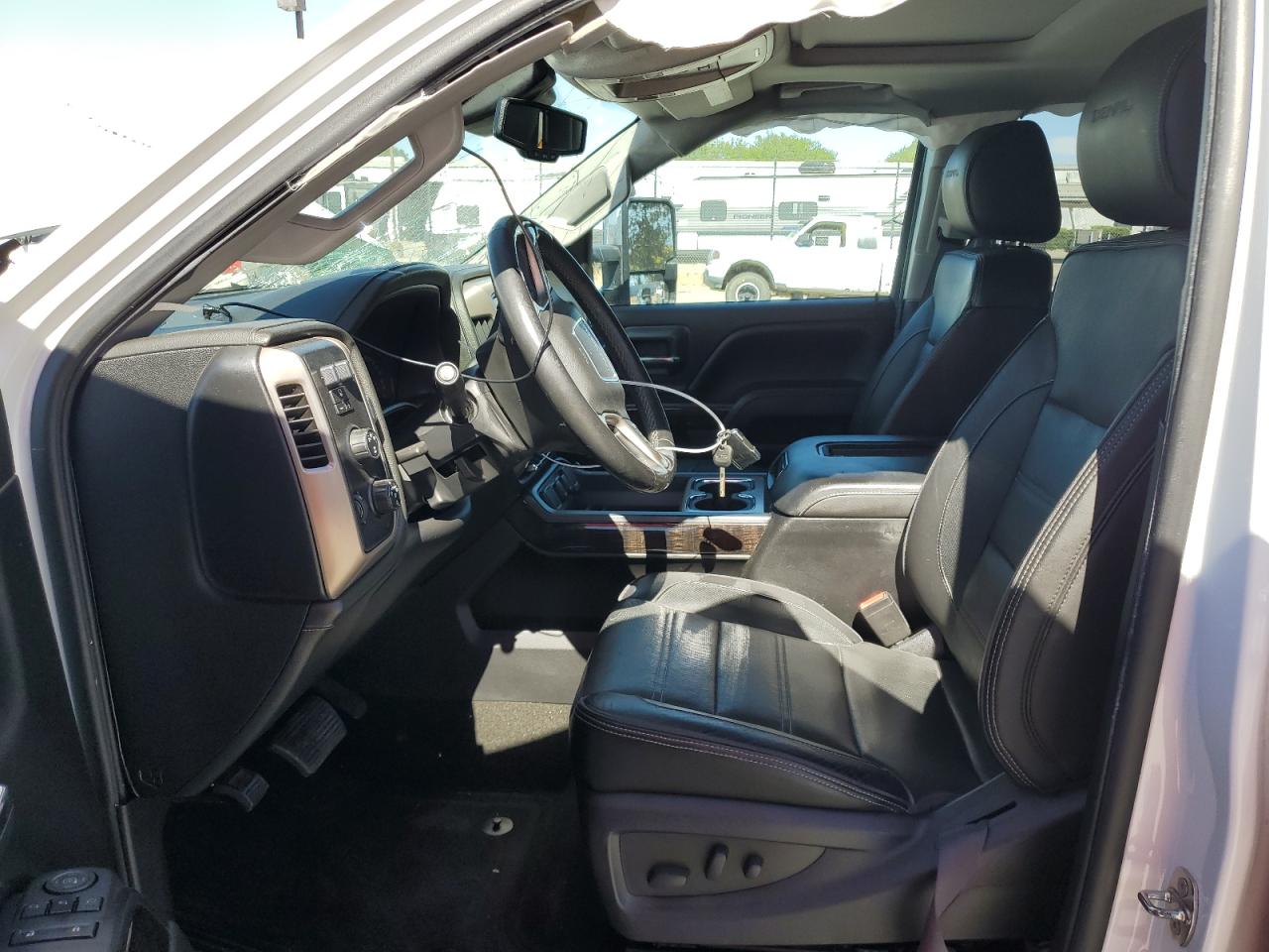 1GT12UE81GF133345 2016 GMC Sierra K2500 Denali