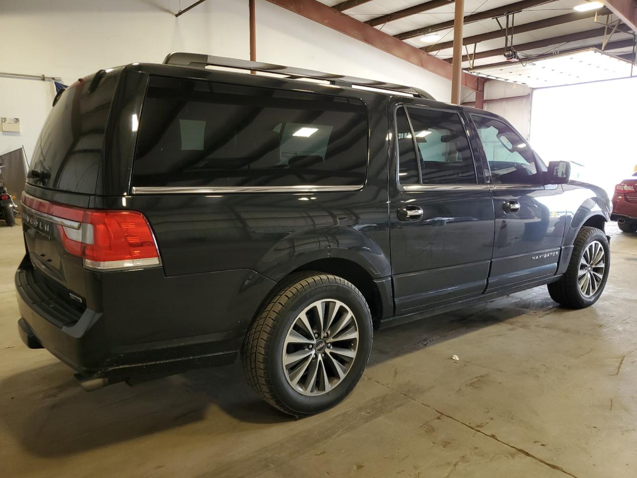 5LMJJ3JT3FEJ02912 2015 Lincoln Navigator L