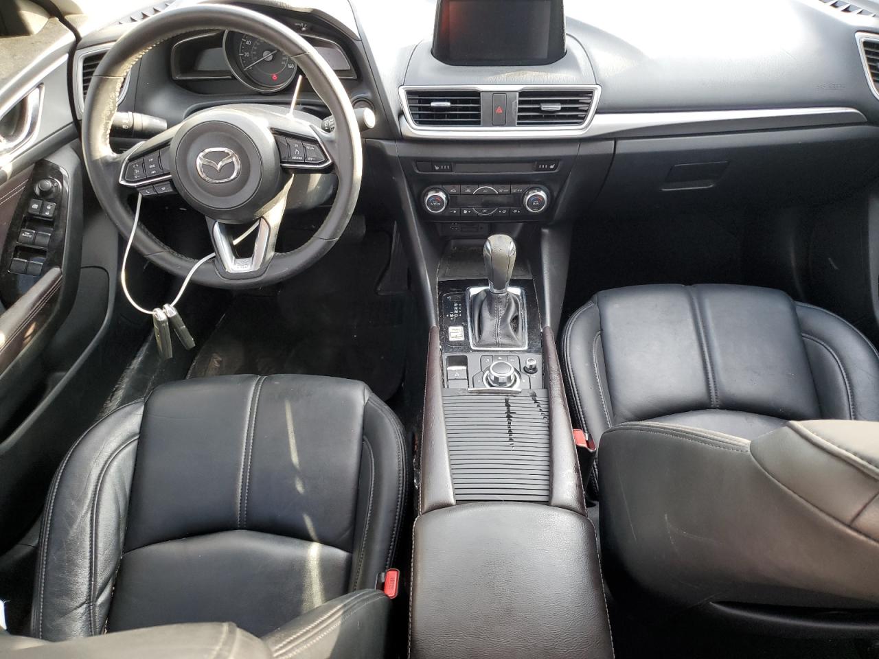 JM1BN1V70H1122630 2017 Mazda 3 Touring