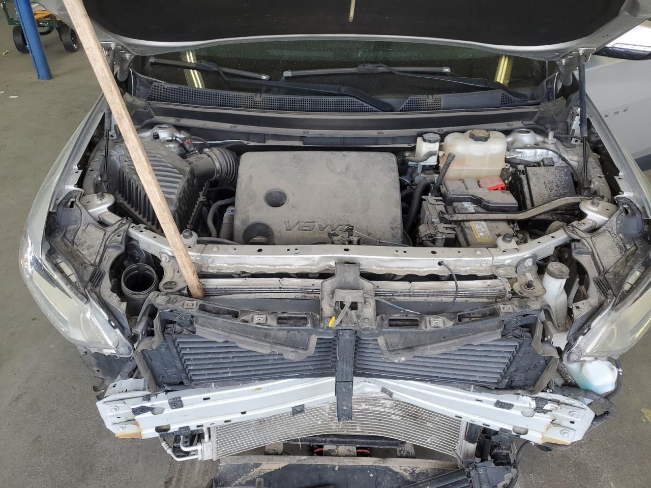 1GNEVGKWXJJ100630 2018 Chevrolet Traverse Lt