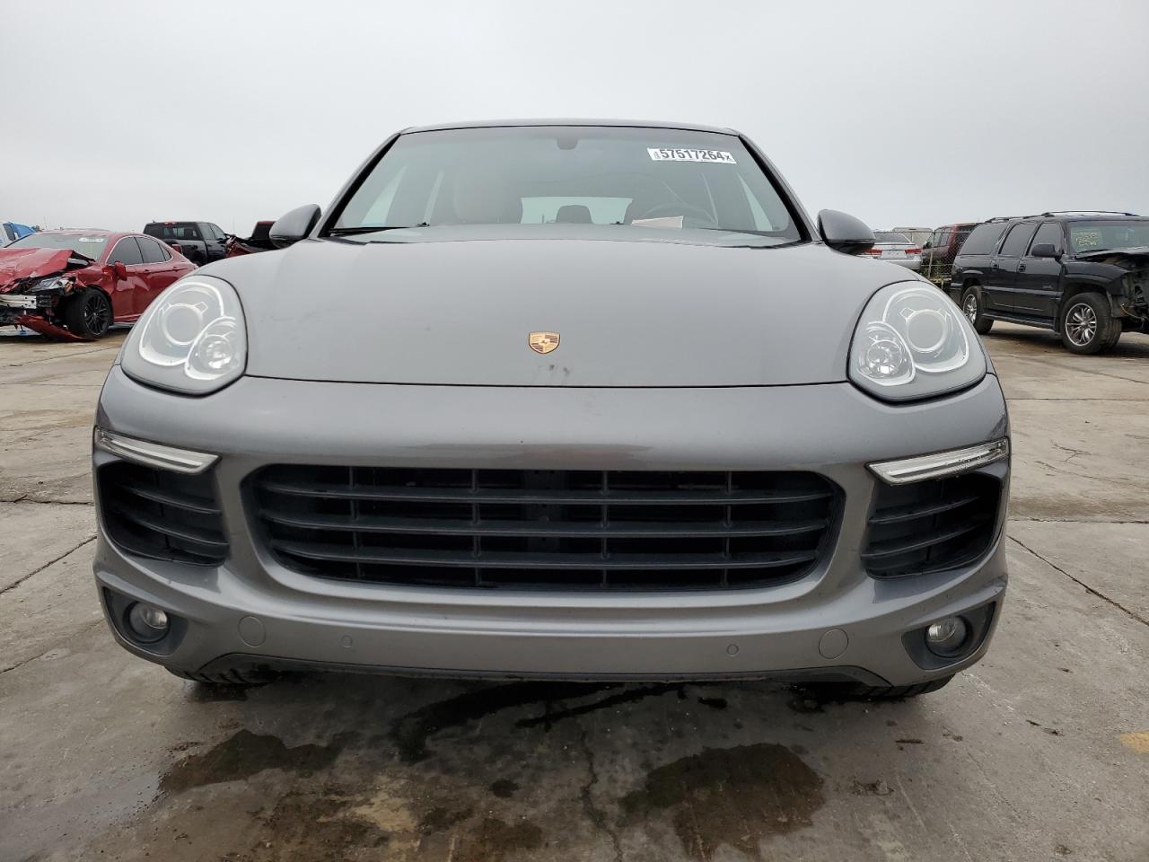 2016 Porsche Cayenne vin: WP1AA2A21GKA11194