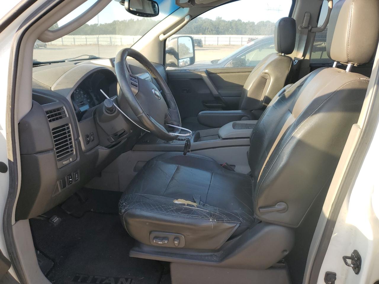 1N6AA07B64N551516 2004 Nissan Titan Xe