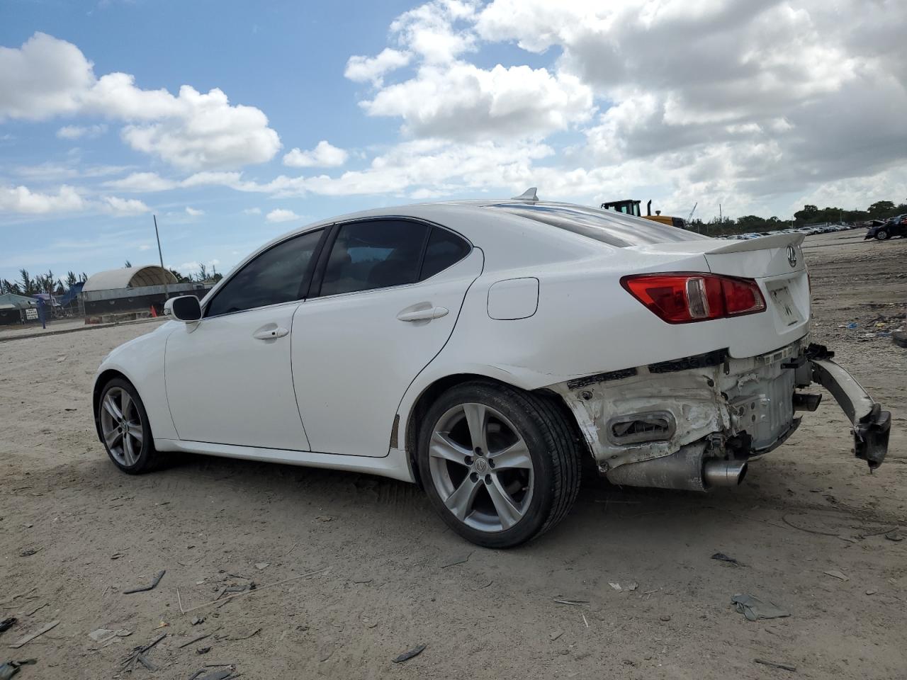 JTHBF5C27B5140858 2011 Lexus Is 250