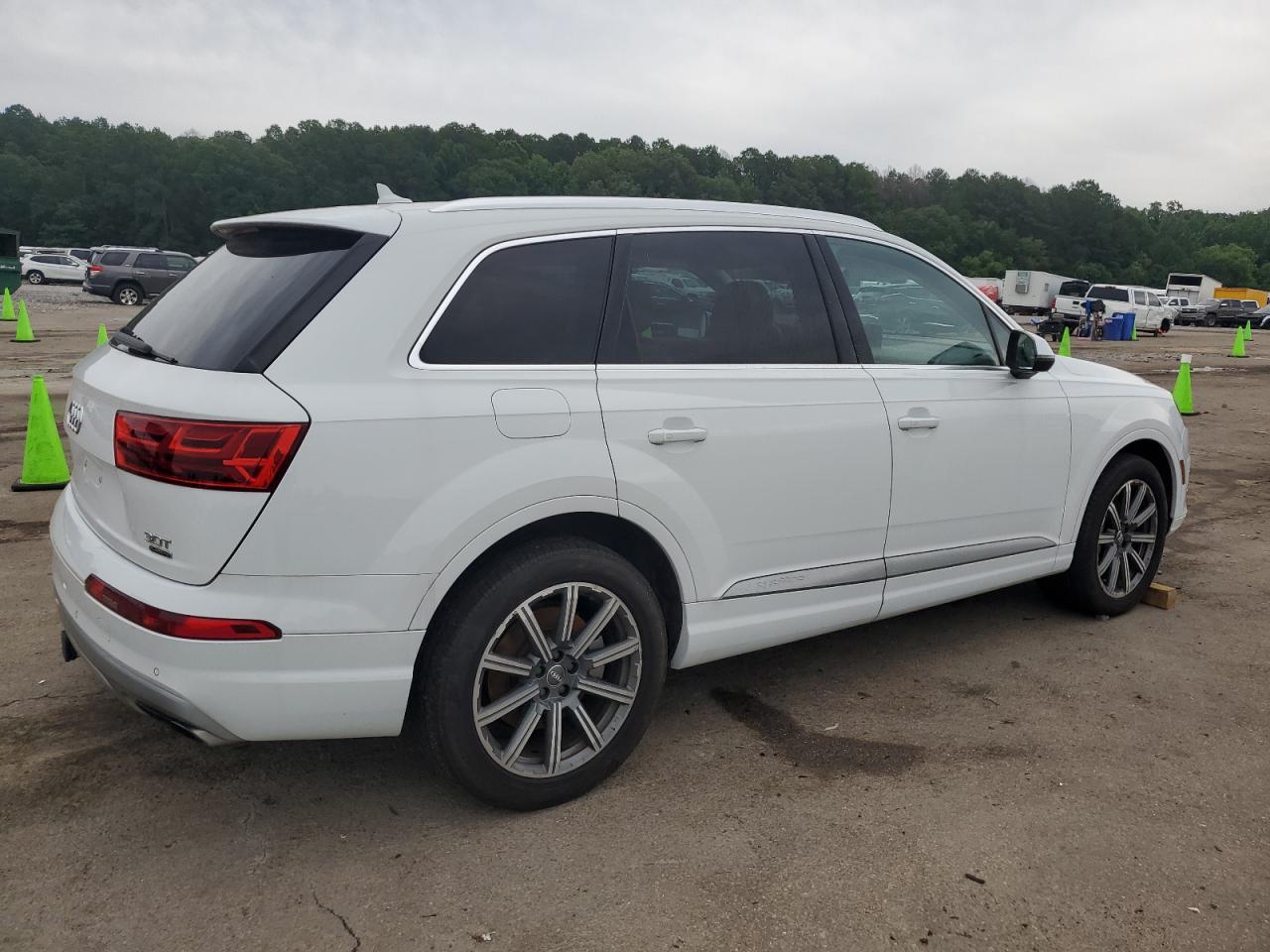 WA1LAAF71HD035407 2017 Audi Q7 Premium Plus