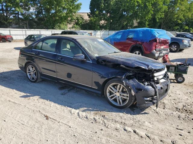 VIN WDDGF8AB3DG155222 2013 Mercedes-Benz C-Class, 3... no.4