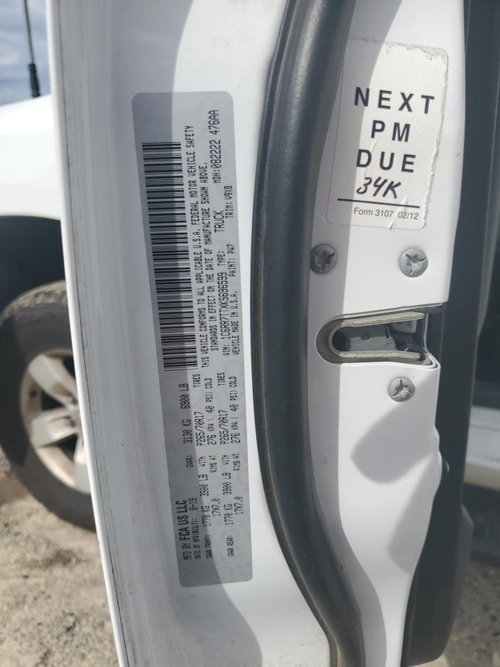 1C6RR7TTXKS696599 2019 Ram 1500 Classic Slt