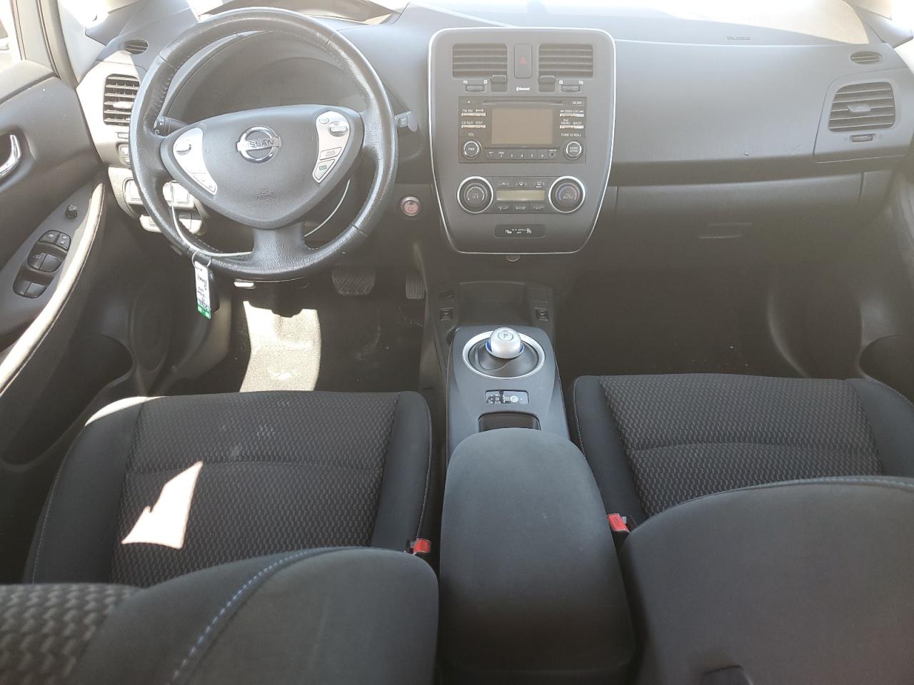 1N4AZ0CP8FC316861 2015 Nissan Leaf S