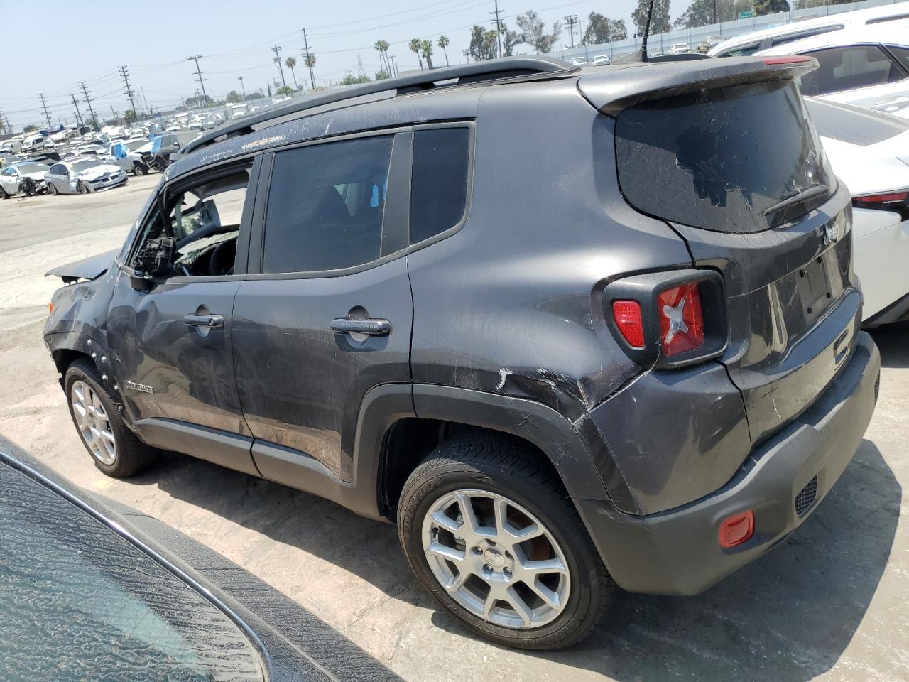 2021 Jeep Renegade Latitude vin: ZACNJCBB4MPM12096