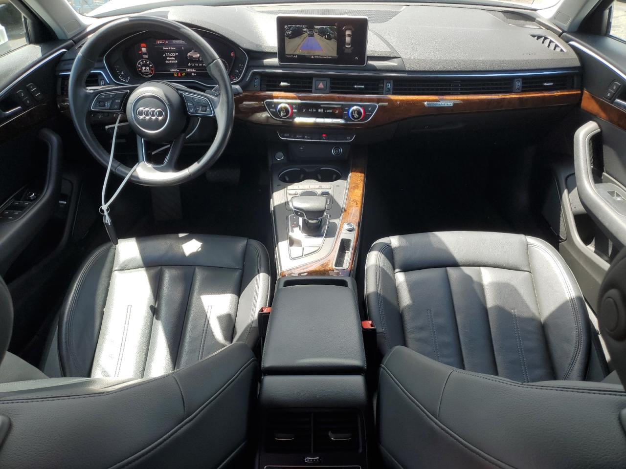 WAUENAF44JA124367 2018 Audi A4 Premium Plus