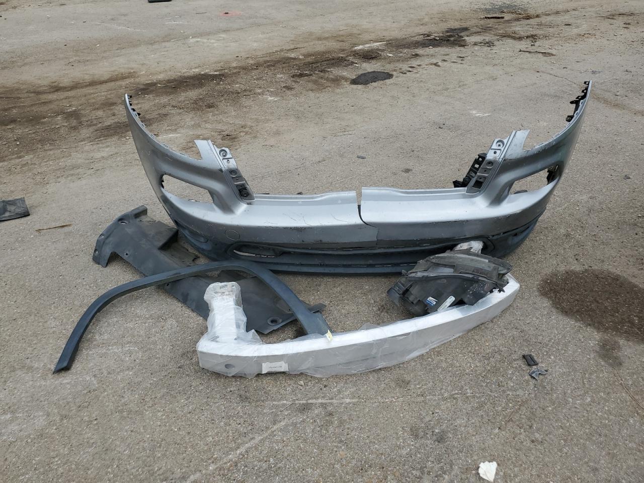 1C4PJLCSXGW352097 2016 Jeep Cherokee Latitude