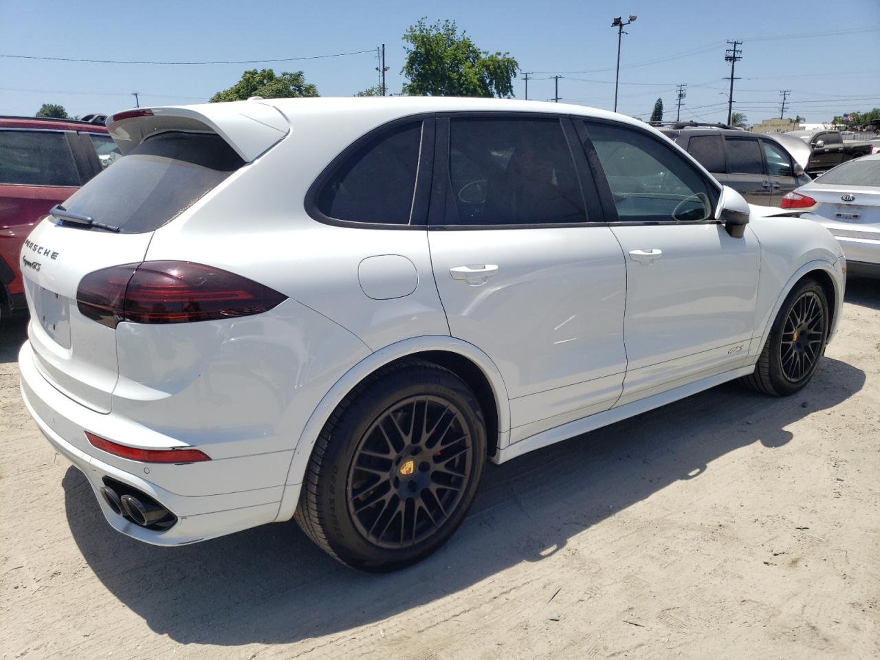 2016 Porsche Cayenne Gts vin: WP1AD2A29GLA78059