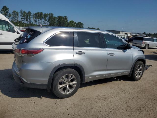 VIN 5TDJKRFH4ES055443 2014 Toyota Highlander, Xle no.3