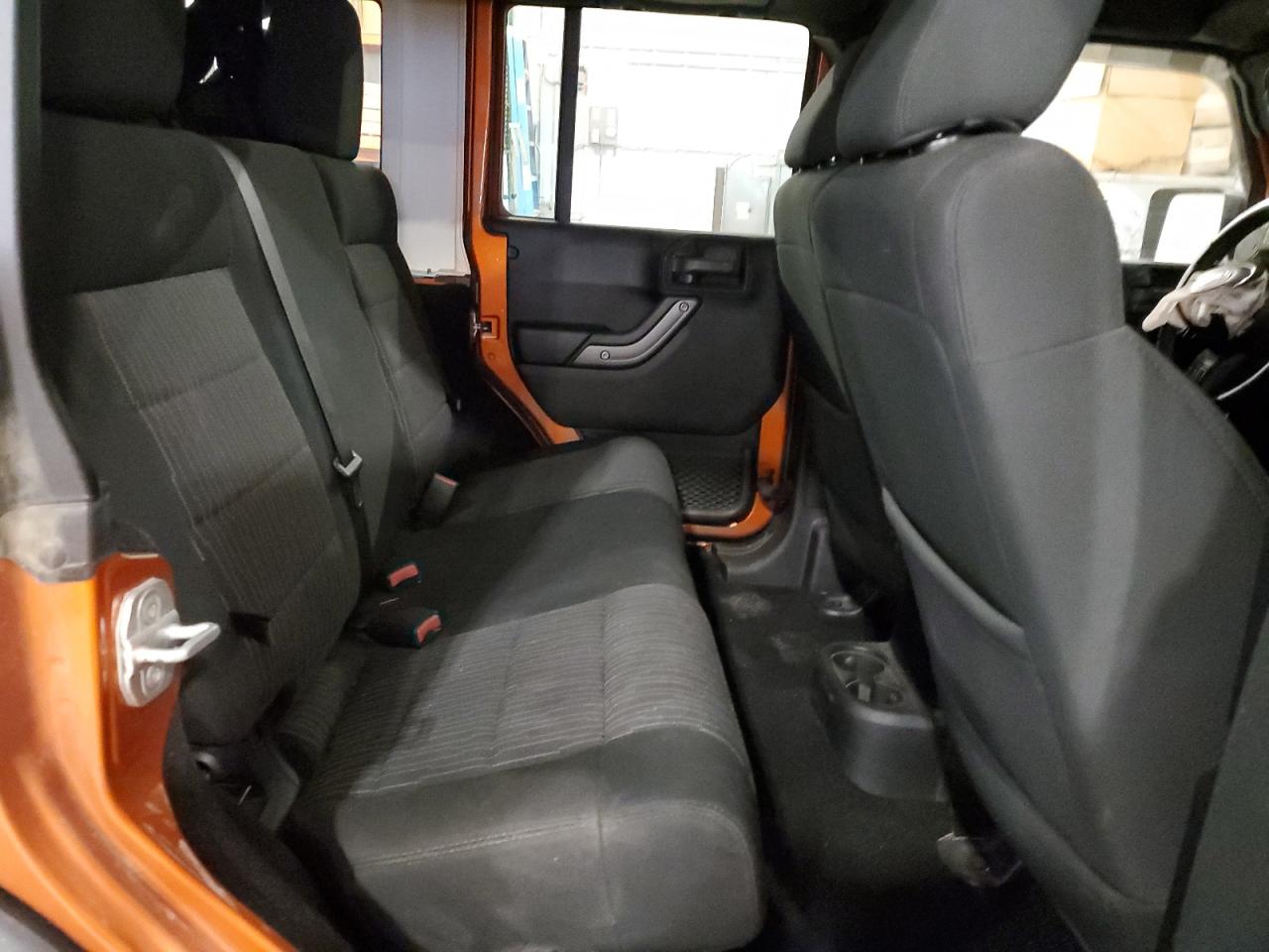 1J4BA3H19BL505616 2011 Jeep Wrangler Unlimited Sport