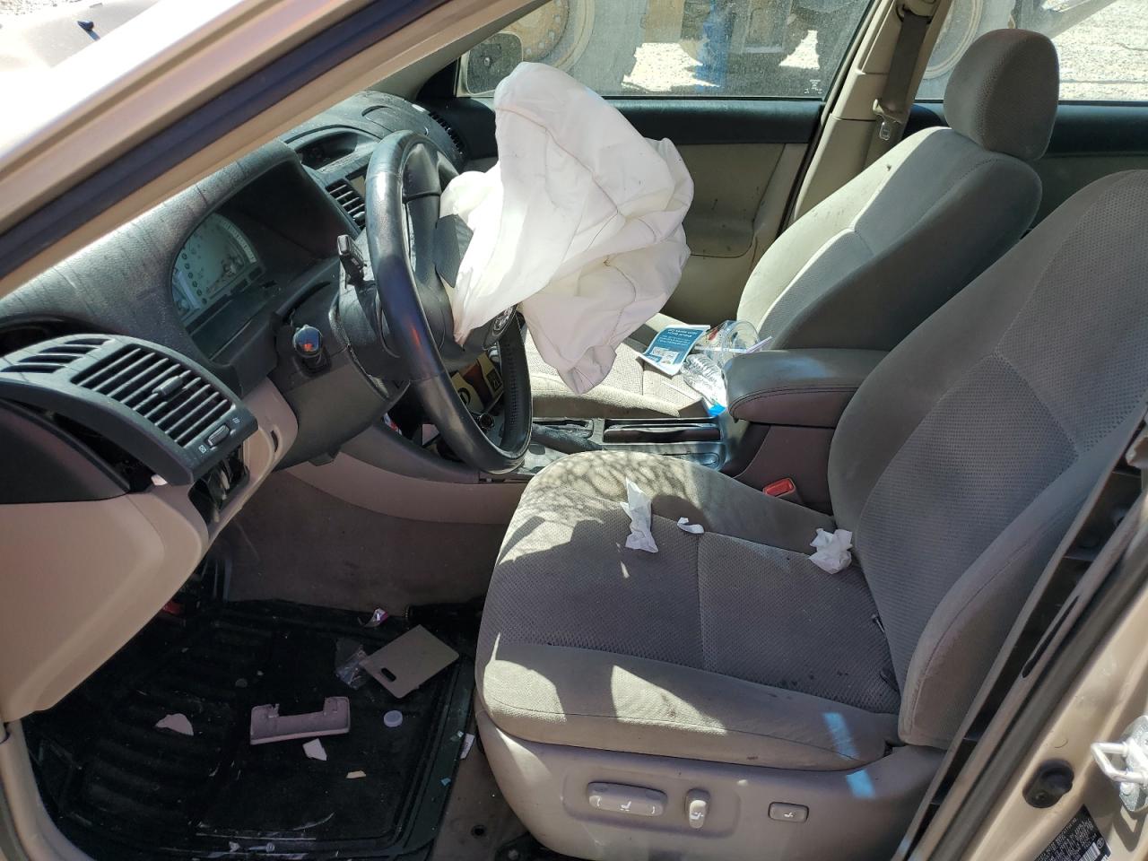 4T1BA32KX4U024886 2004 Toyota Camry Se