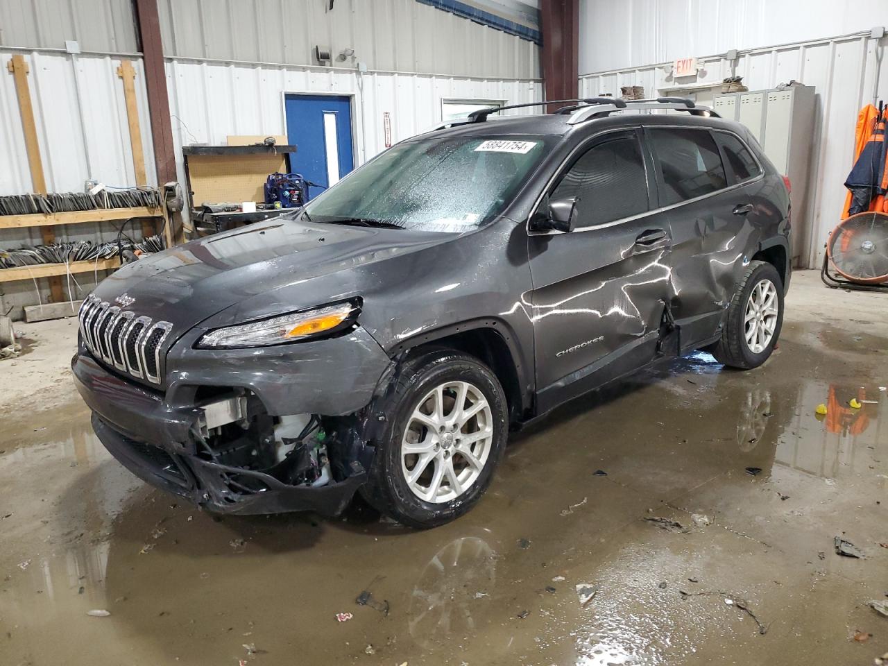 2017 Jeep Cherokee Latitude vin: 1C4PJLCB5HW577562