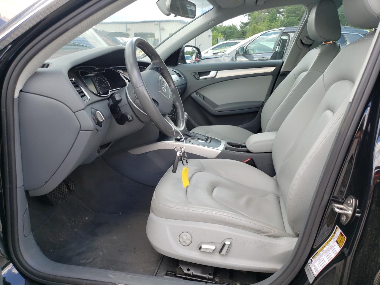 WAUAFAFL1DN033573 2013 Audi A4 Premium