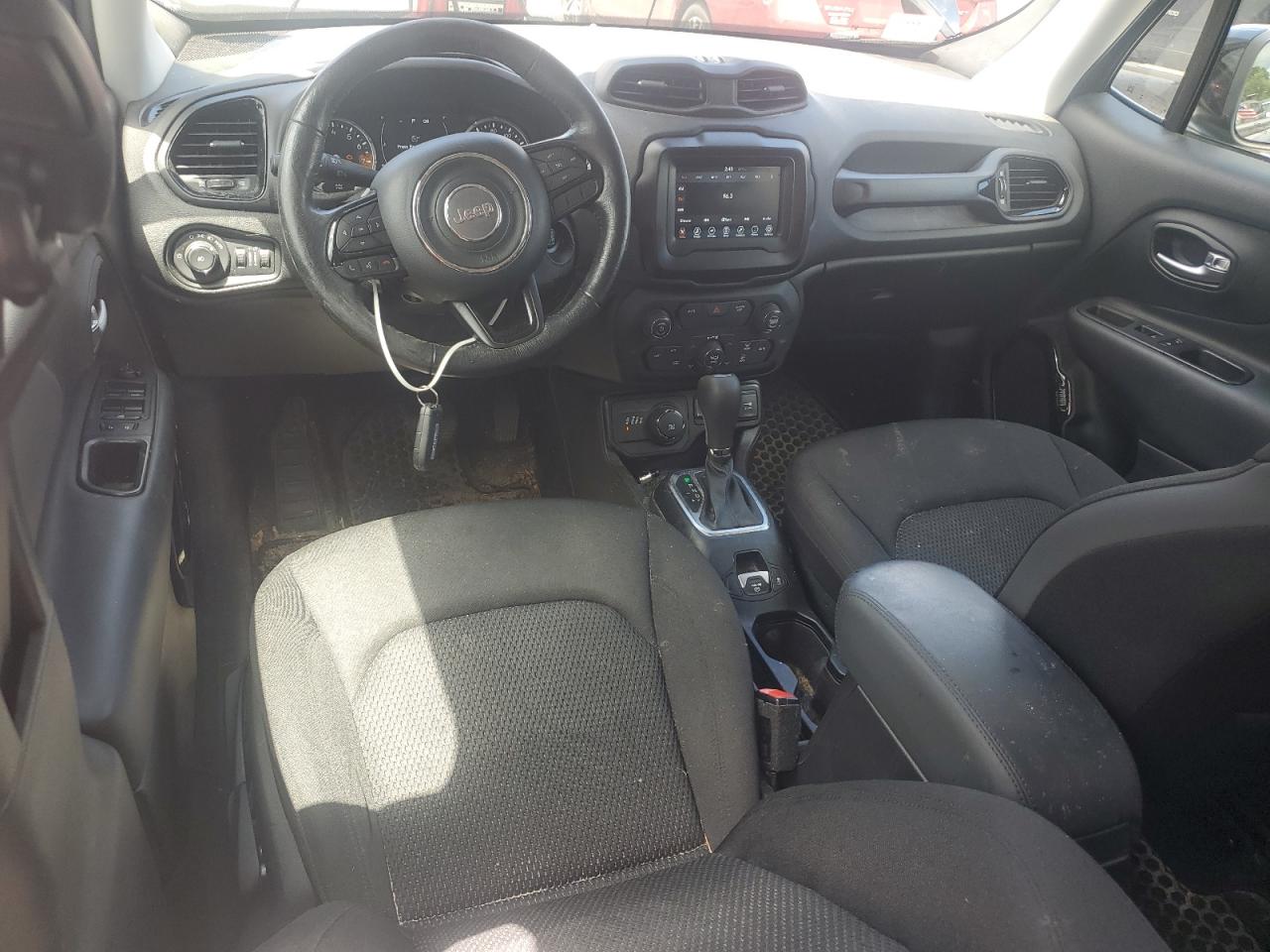 ZACCJBBB1JPG80071 2018 Jeep Renegade Latitude