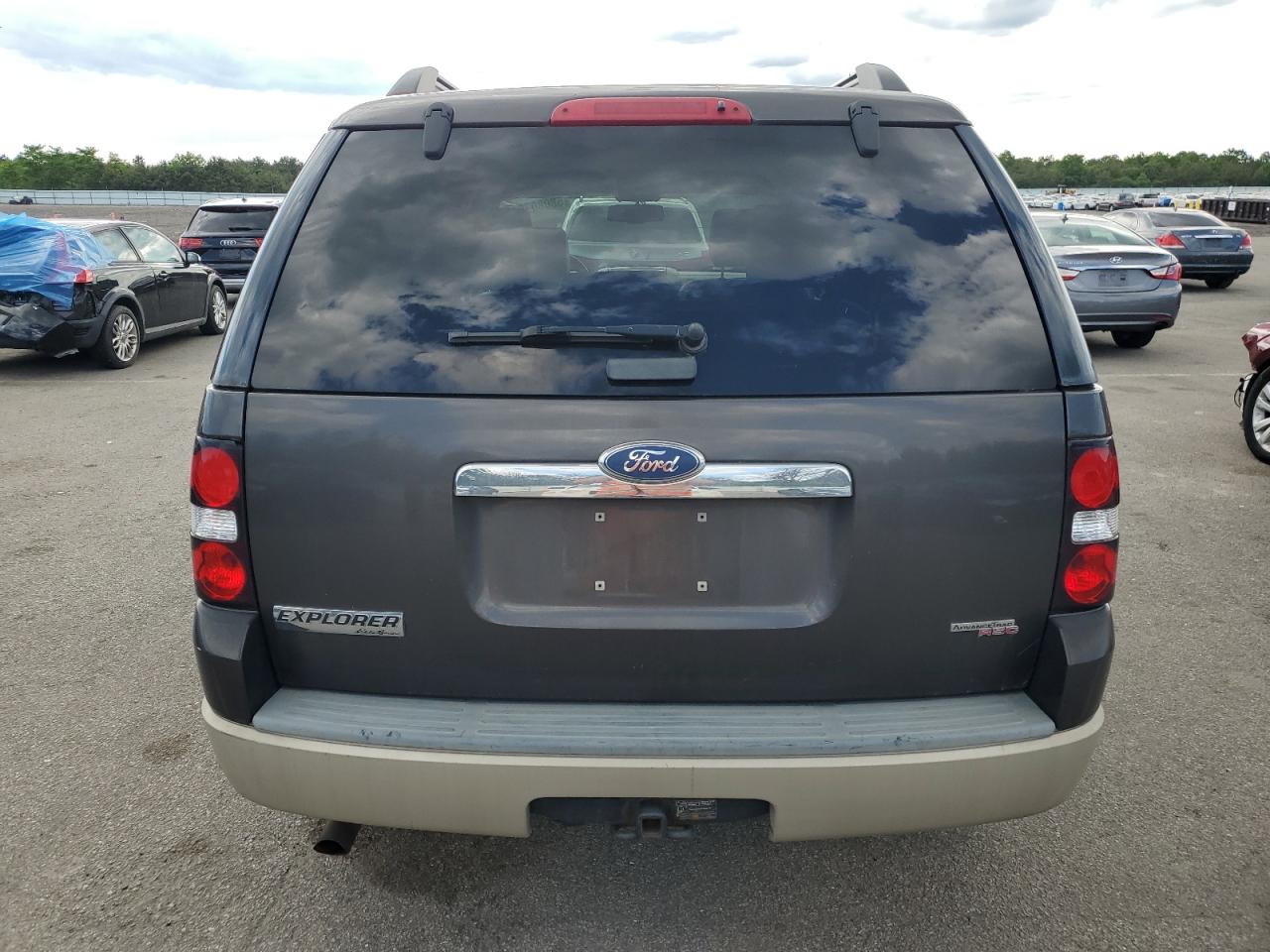 1FMEU74E16UB46753 2006 Ford Explorer Eddie Bauer