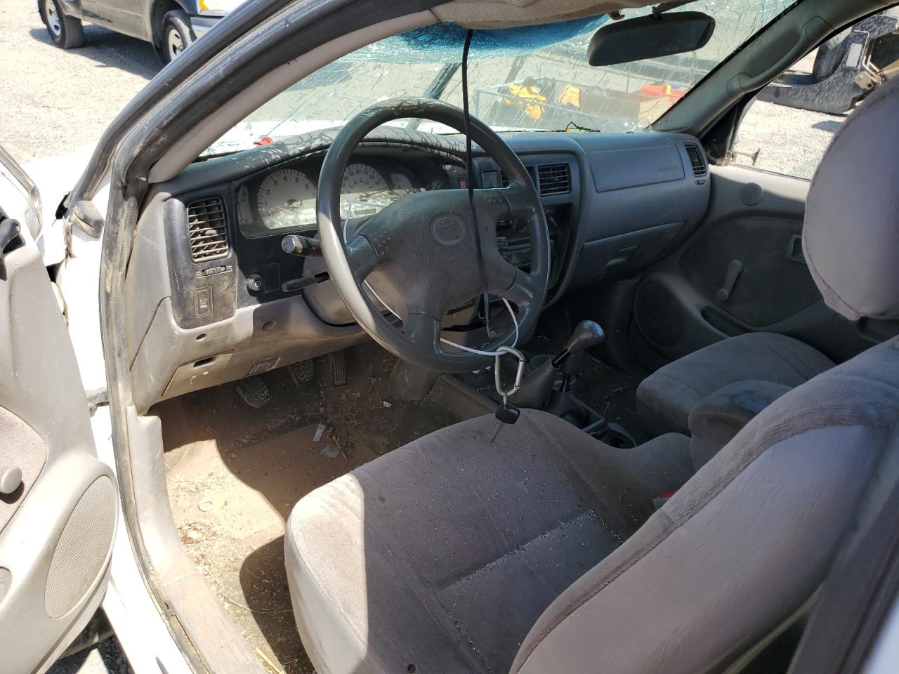 5TEWM72N31Z747965 2001 Toyota Tacoma Xtracab