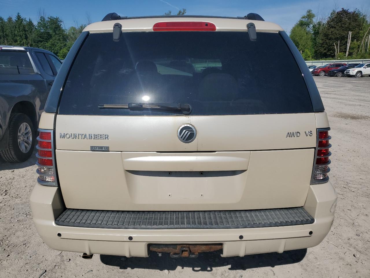 4M2DU86W95ZJ21302 2005 Mercury Mountaineer