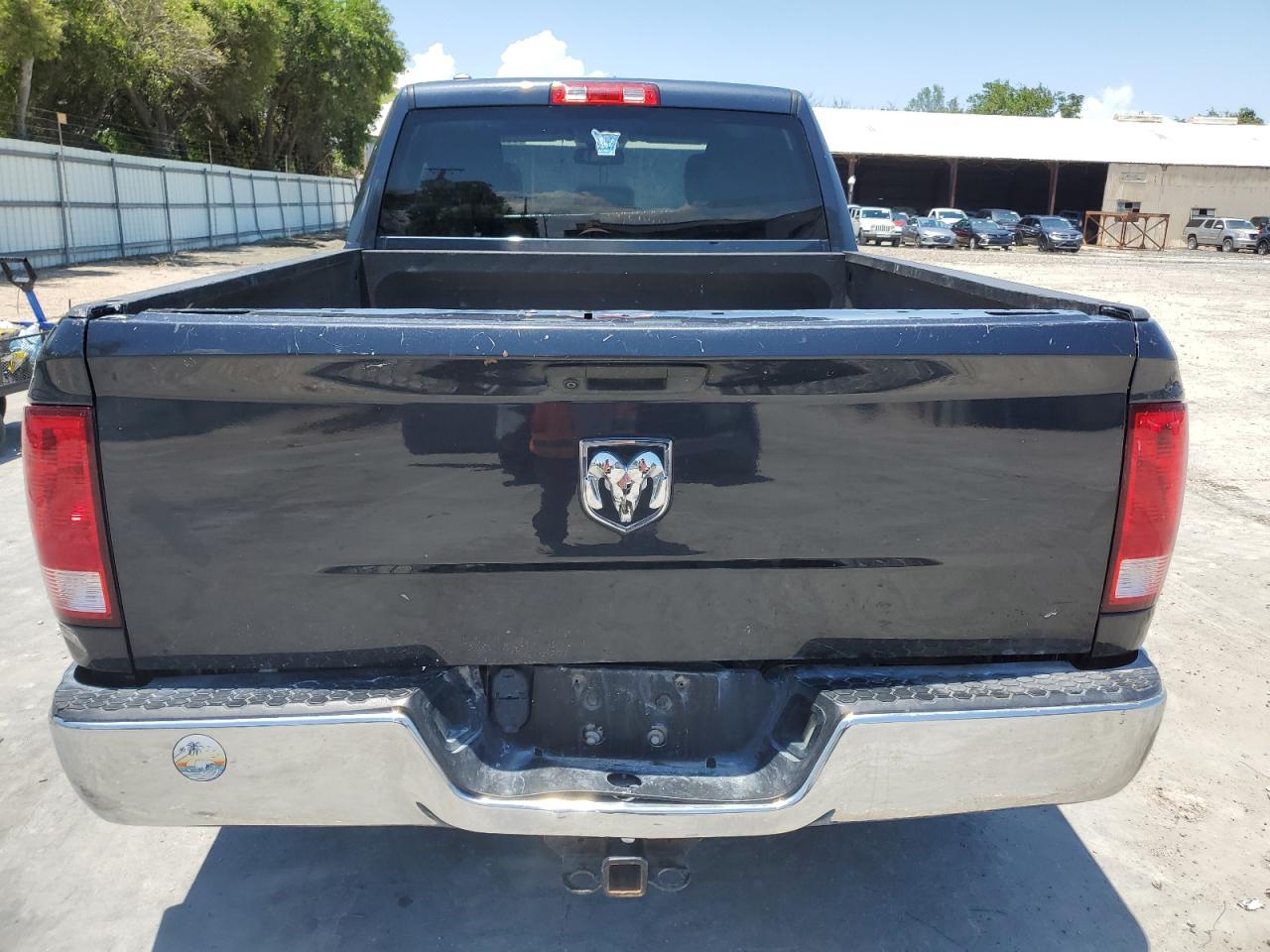 1C6RR6FG7KS604762 2019 Ram 1500 Classic Tradesman