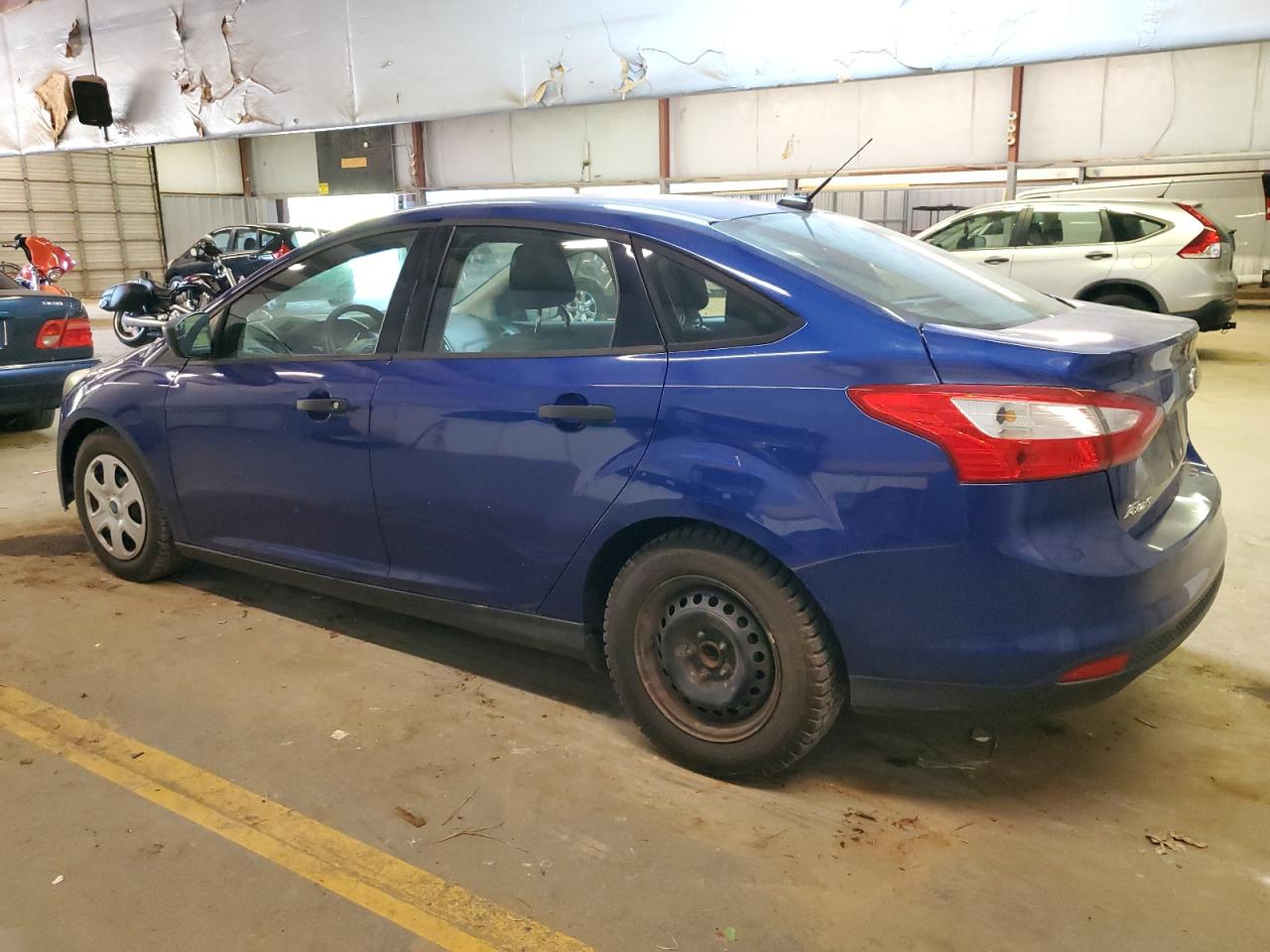 2012 Ford Focus S vin: 1FAHP3E27CL254260