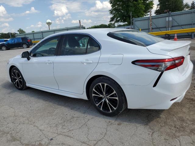 VIN 4T1B11HKXJU036415 2018 Toyota Camry, L no.2