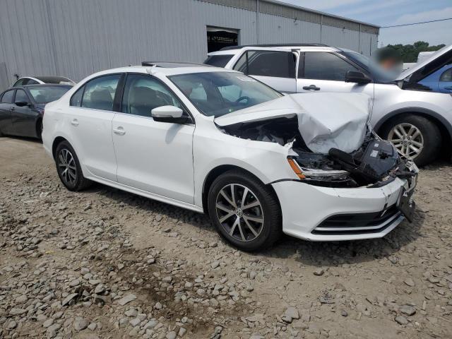 VIN 3VWDB7AJ3JM257919 2018 Volkswagen Jetta, SE no.4