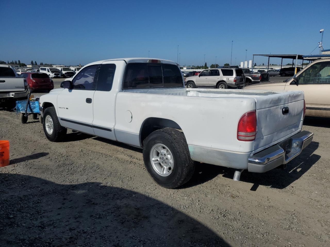 1B7GL22N9YS552719 2000 Dodge Dakota