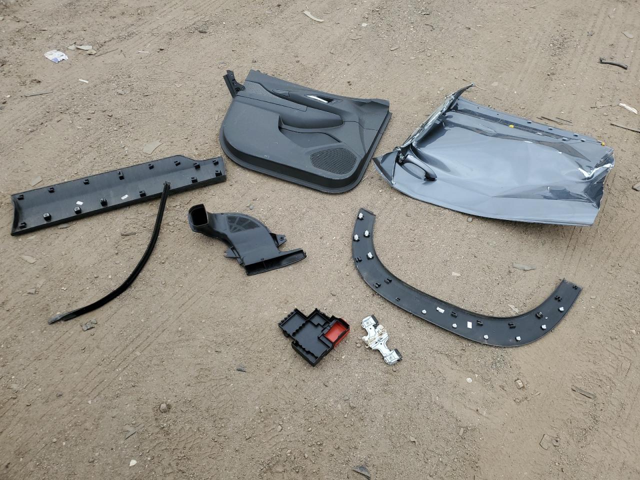 KL79MPSL5NB083221 2022 Chevrolet Trailblazer Lt