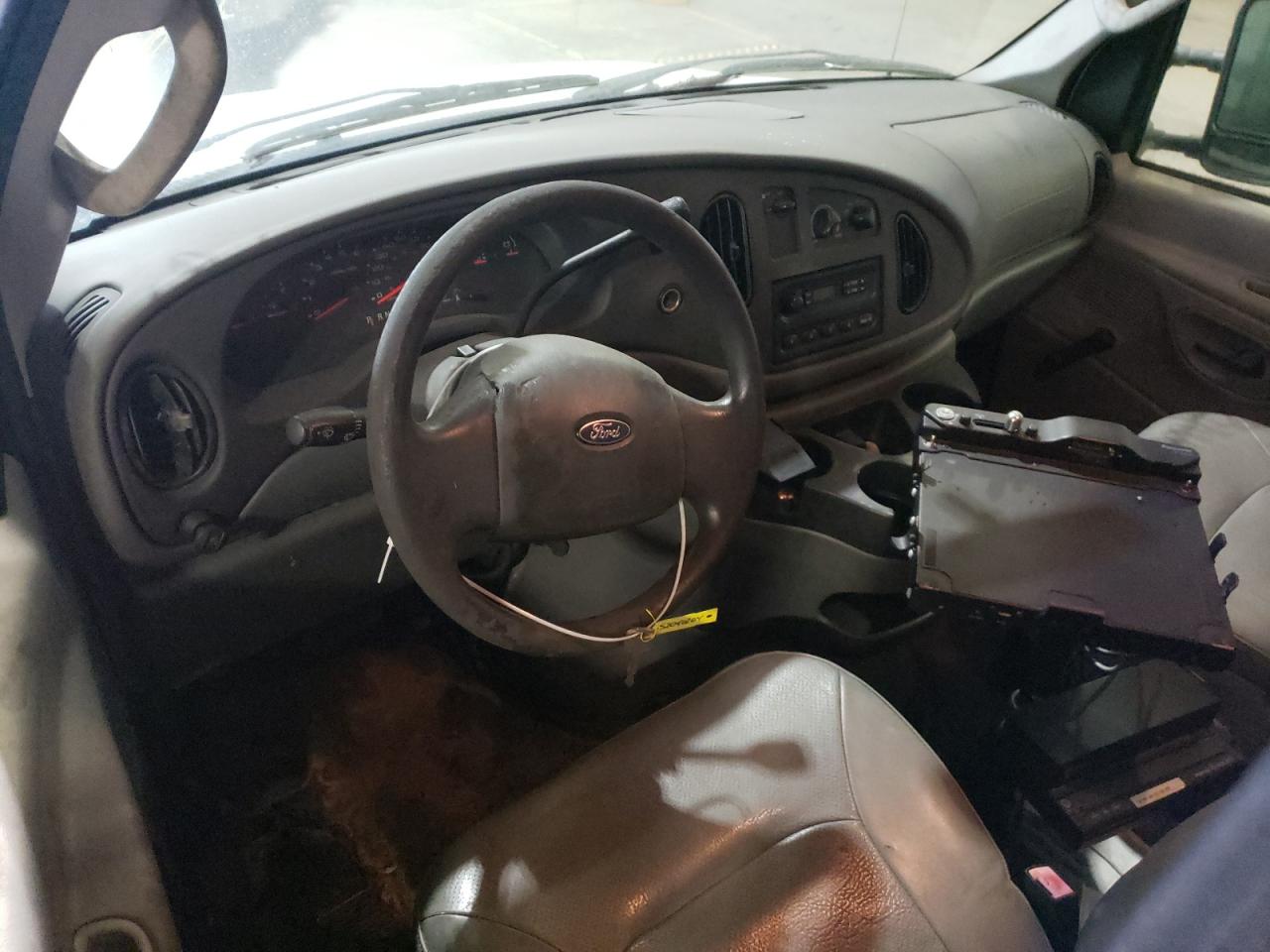 1FTSE34L48DA15394 2008 Ford Econoline E350 Super Duty Van