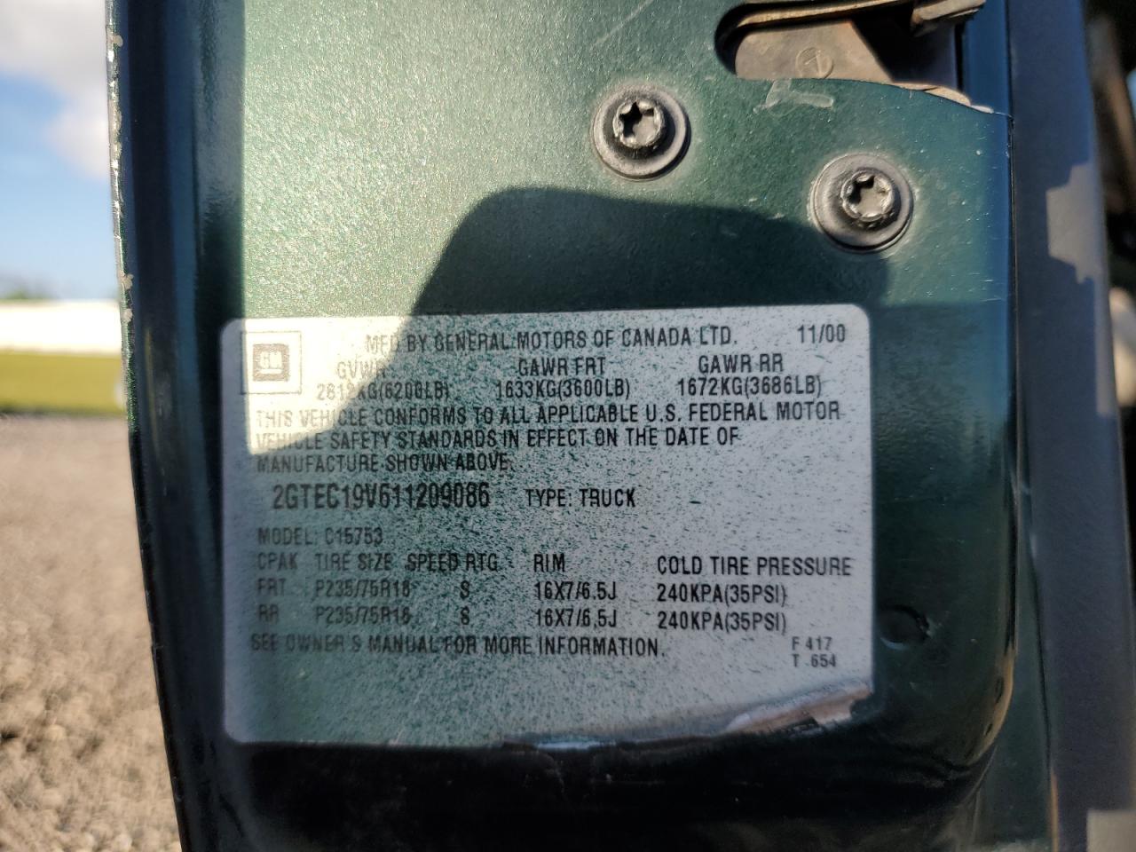 2GTEC19V611209086 2001 GMC New Sierra C1500