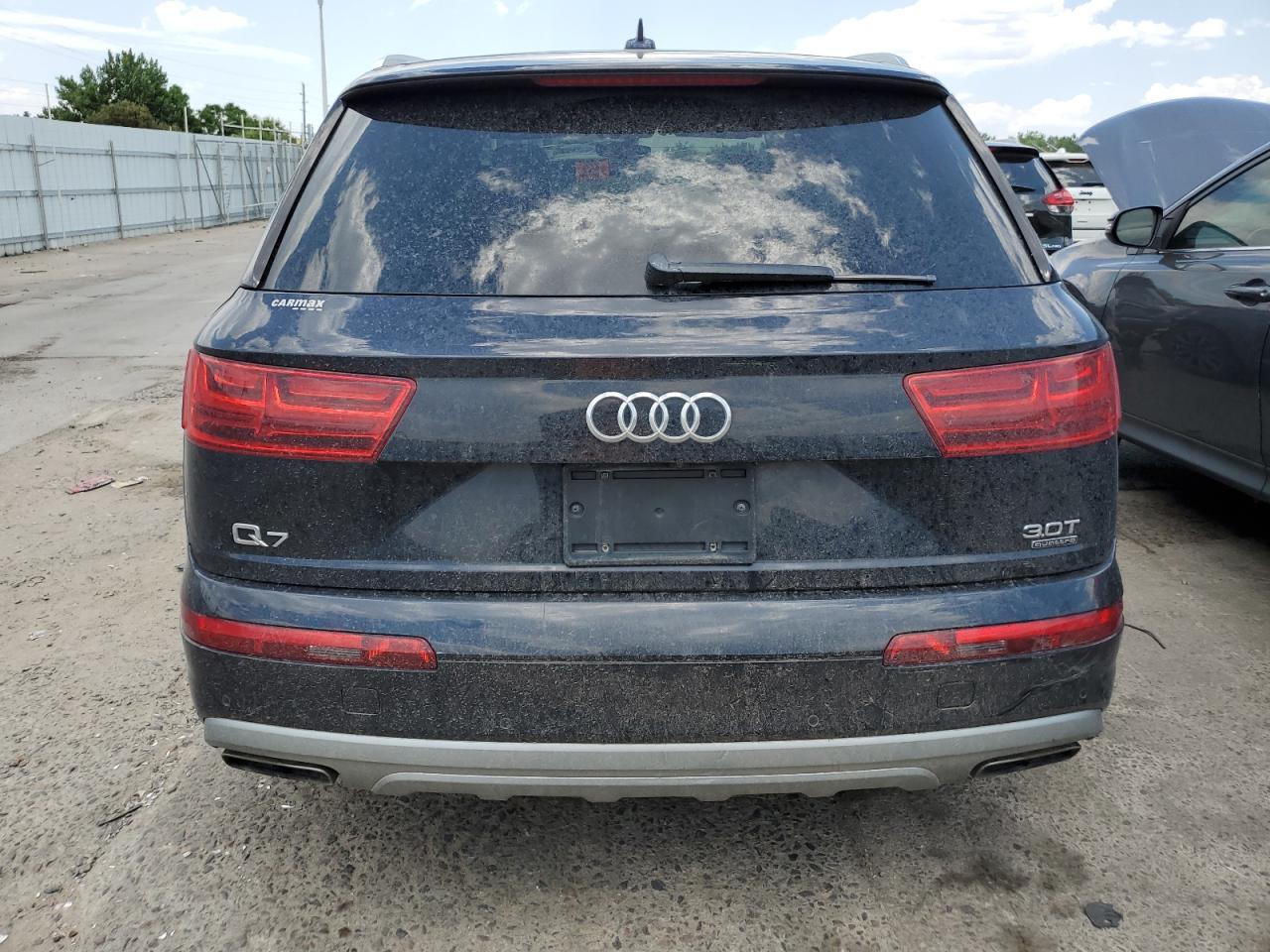 WA1VAAF76HD045696 2017 Audi Q7 Prestige