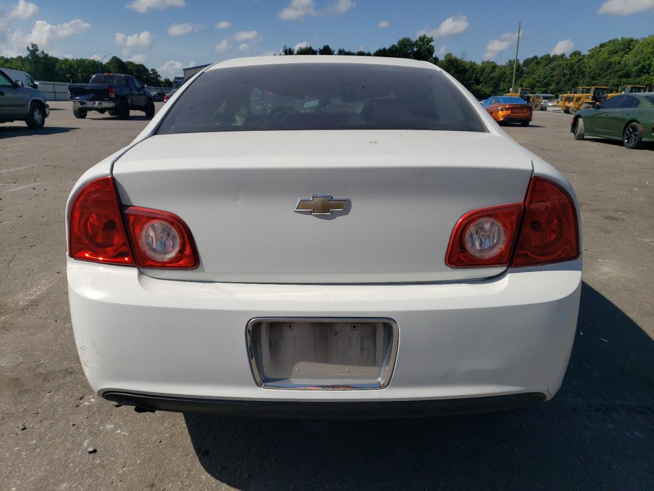 1G1ZC5EU7CF235819 2012 Chevrolet Malibu 1Lt