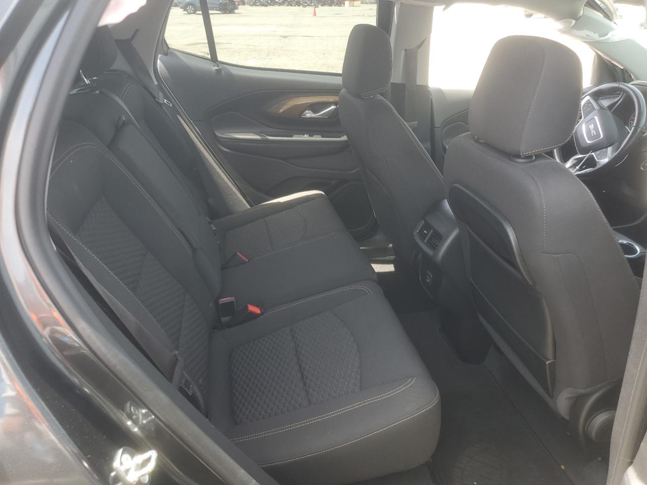 3GKALMEV0JL394972 2018 GMC Terrain Sle