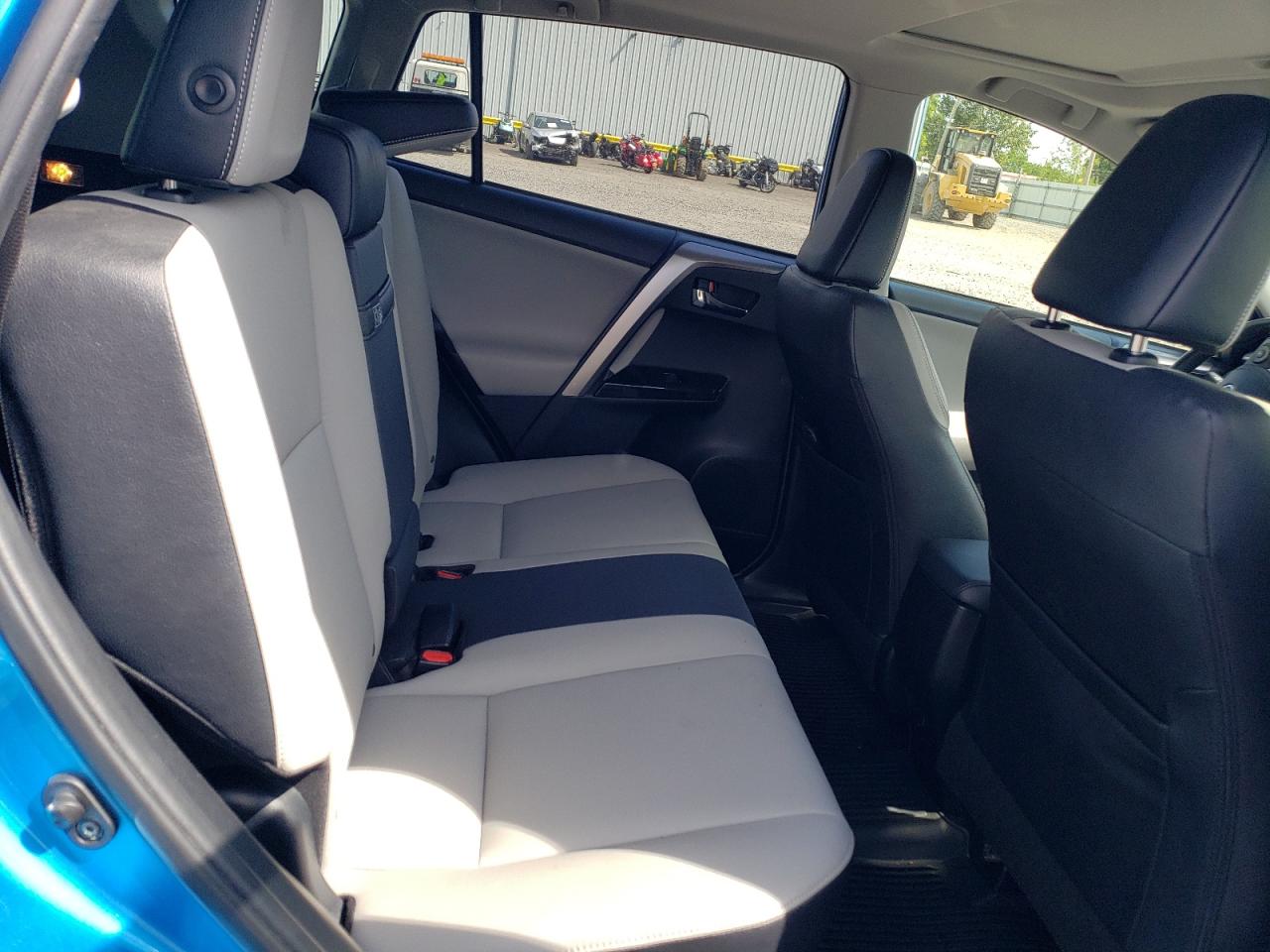 JTMDJREV3HD130981 2017 Toyota Rav4 Hv Limited