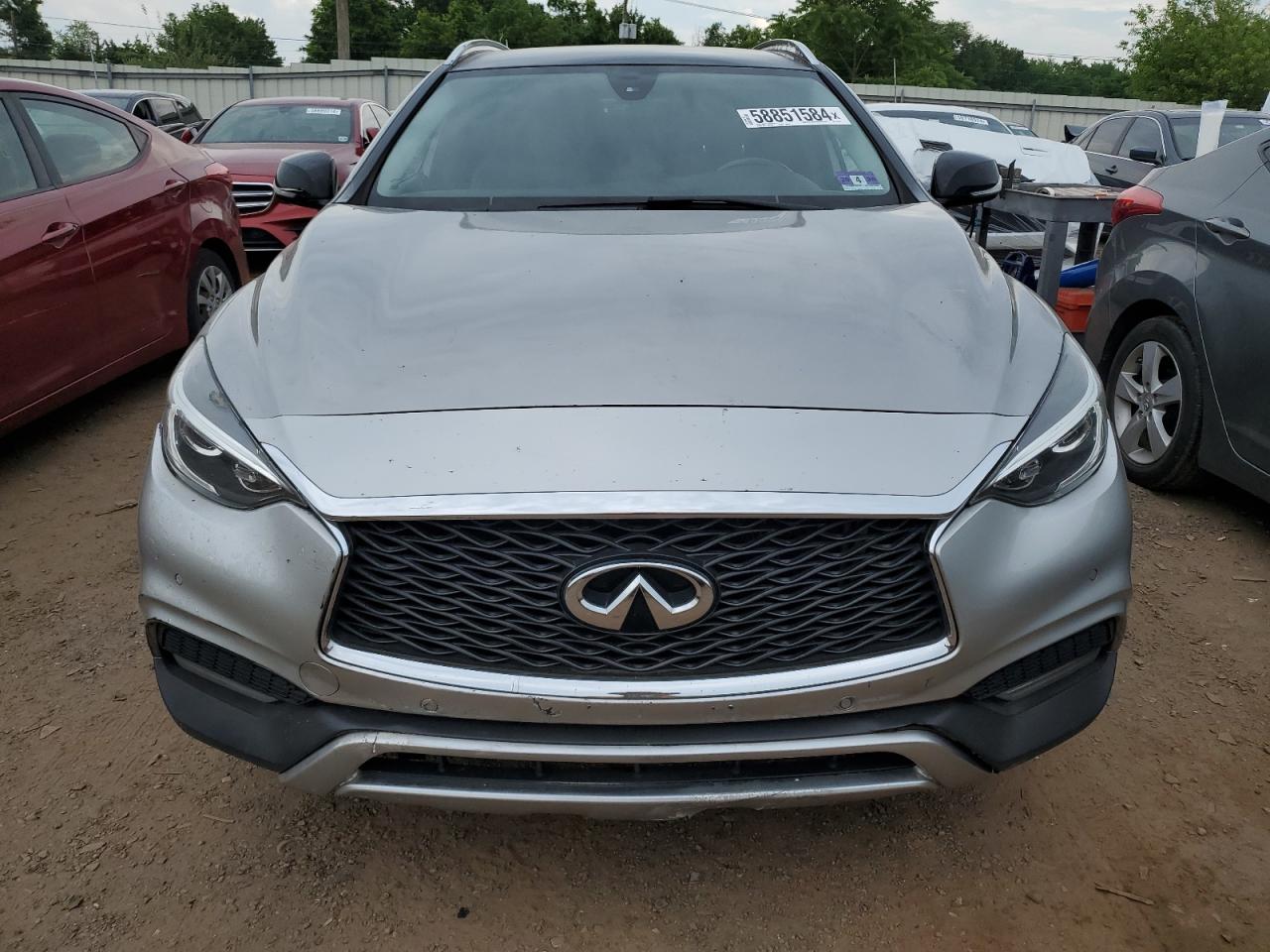 SJKCH5CR1HA023660 2017 Infiniti Qx30 Base