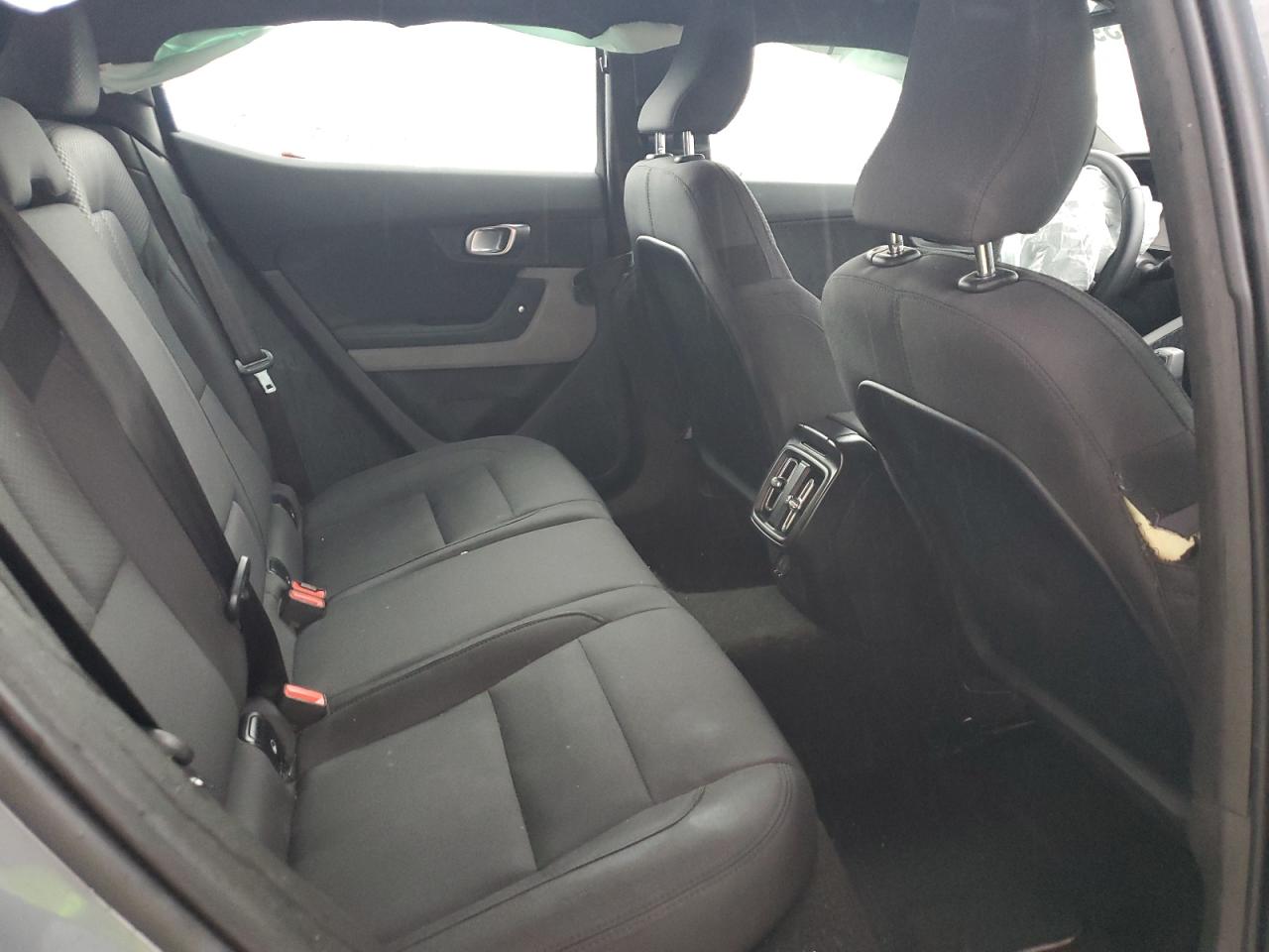 YSMEG3KA0PL124467 2023 Polestar 2