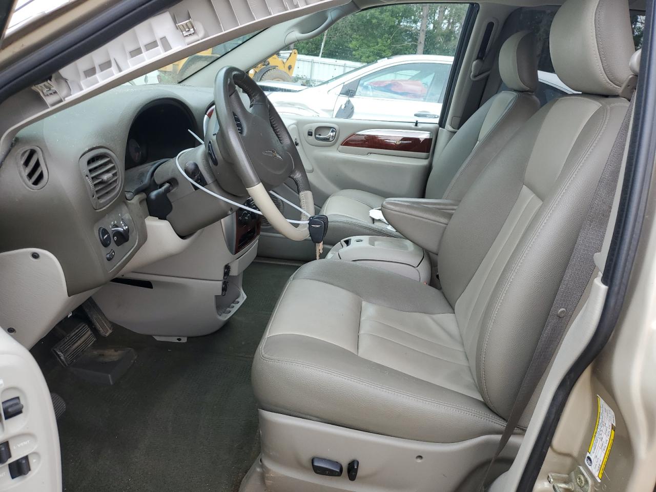 2A4GP54L26R687924 2006 Chrysler Town & Country Touring