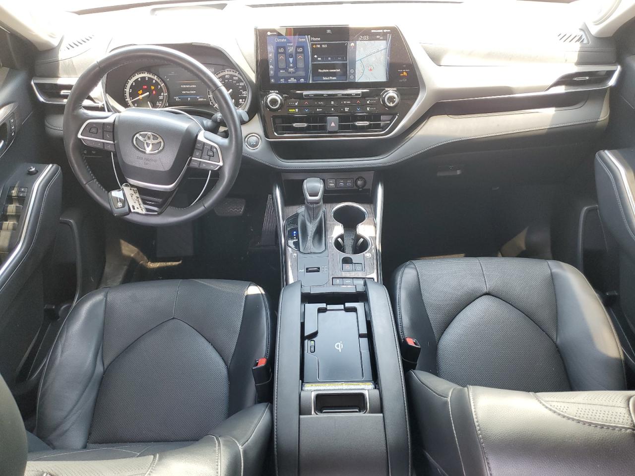 5TDFZRAH4NS127153 2022 Toyota Highlander Platinum