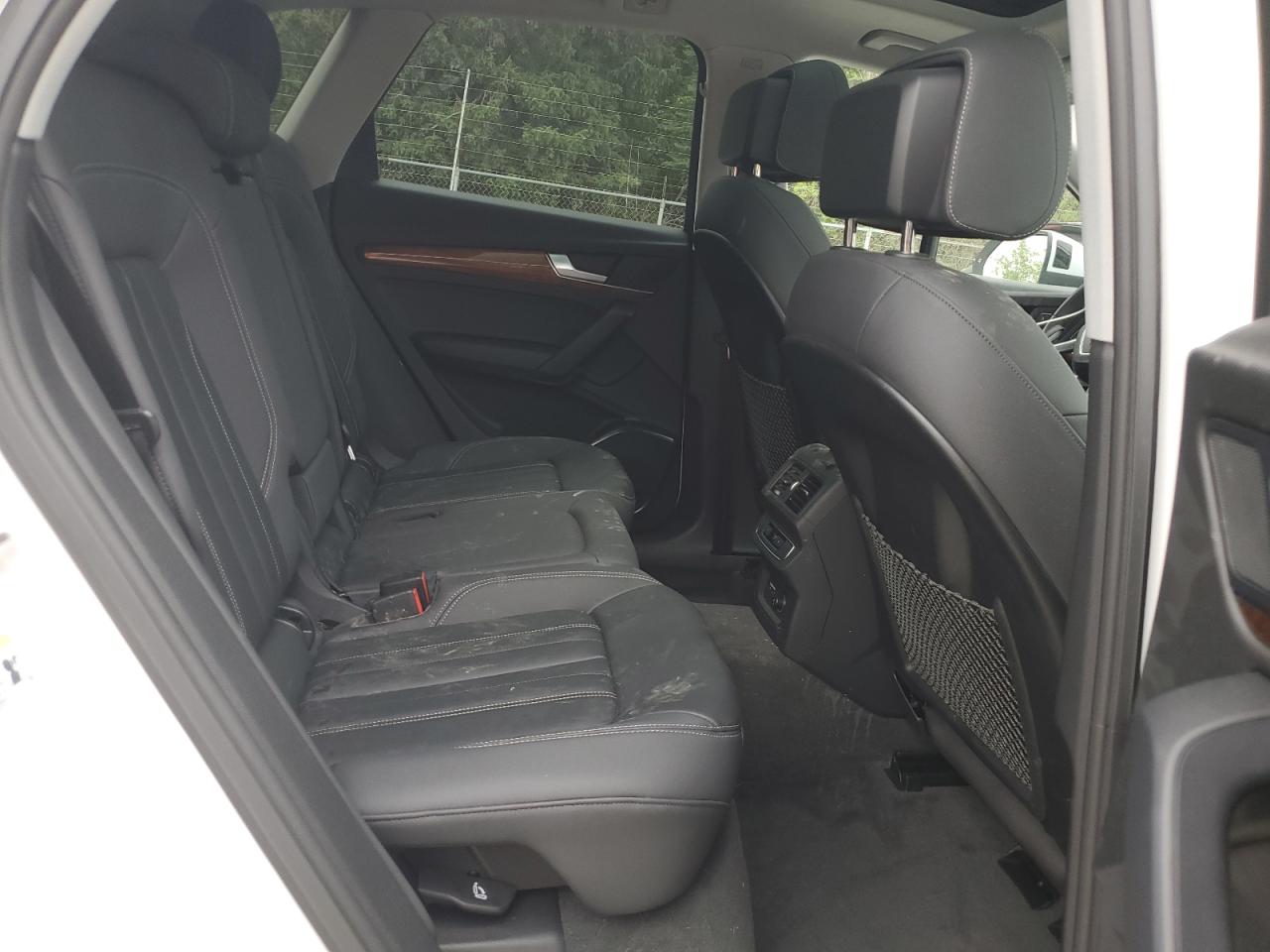 WA1GAAFY6N2064984 2022 Audi Q5 Premium 45