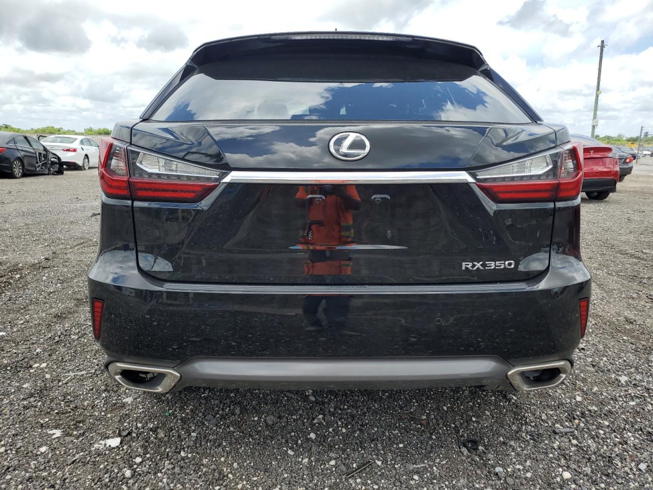 2T2BZMCA8KC187762 2019 Lexus Rx 350 Base