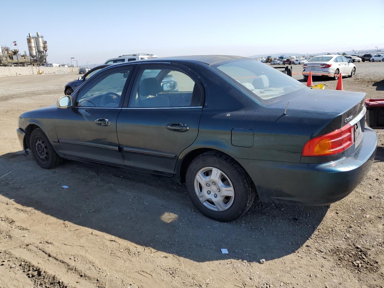 KNAGD126615043463 2001 Kia Optima Magentis