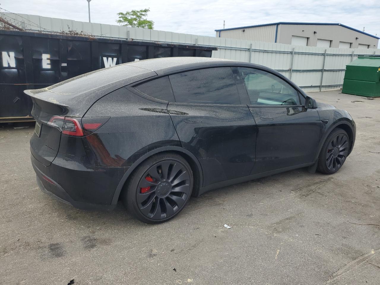 7SAYGDEFXPF977535 2023 Tesla Model Y