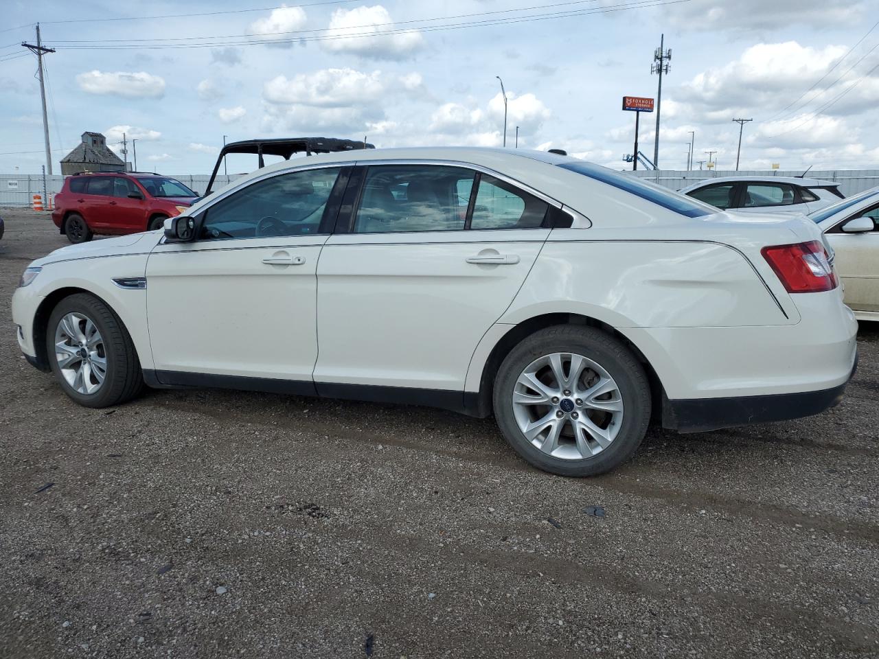 1FAHP2EW9AG153451 2010 Ford Taurus Sel