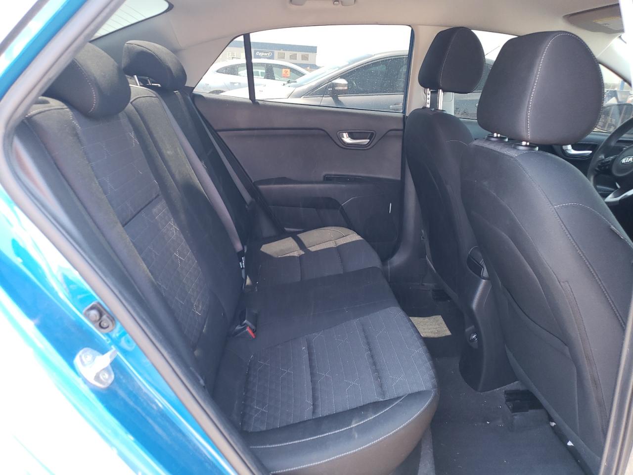 3KPA24AD7ME392530 2021 Kia Rio Lx