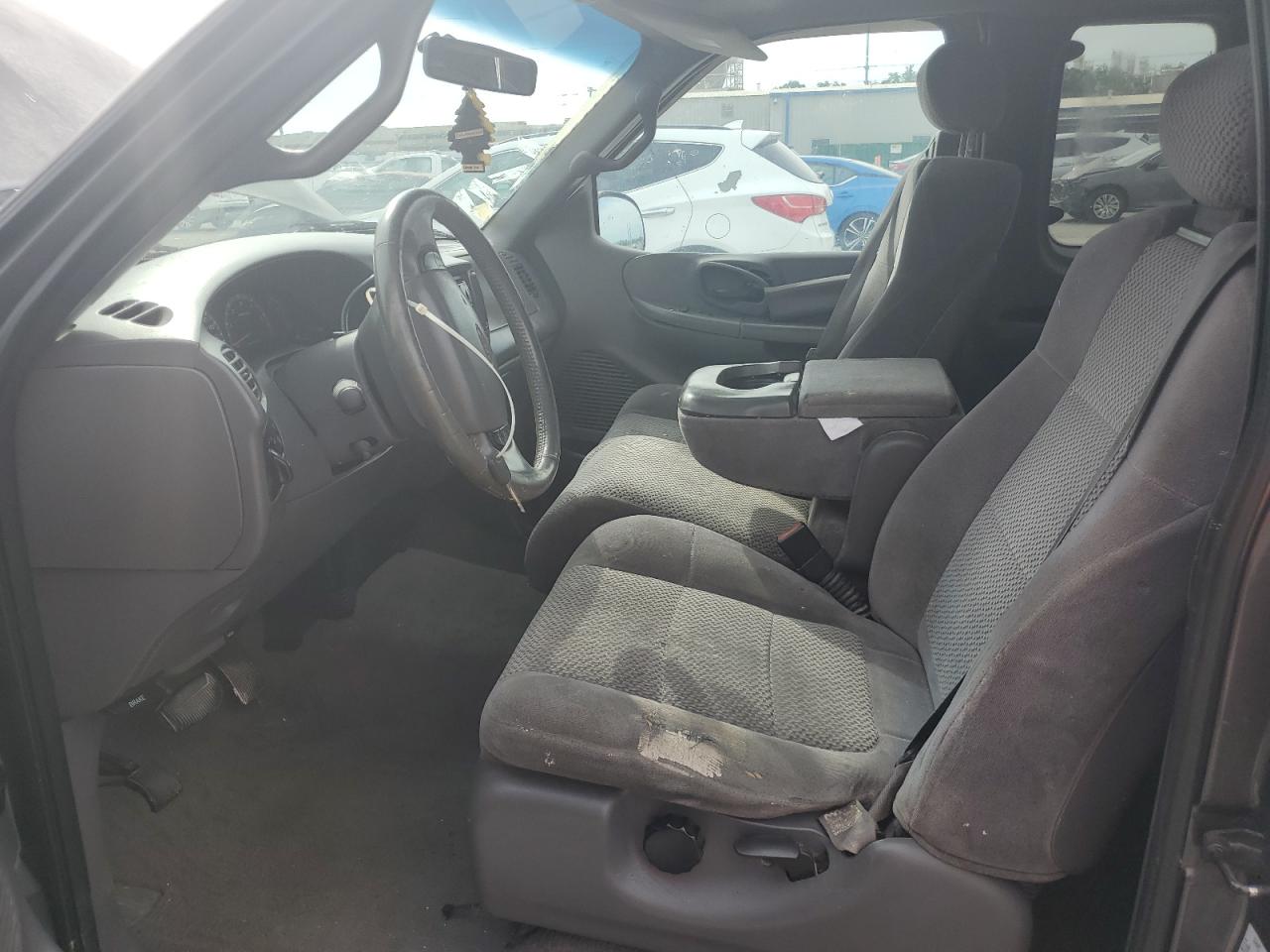 1FTRX17W42NA70545 2002 Ford F150