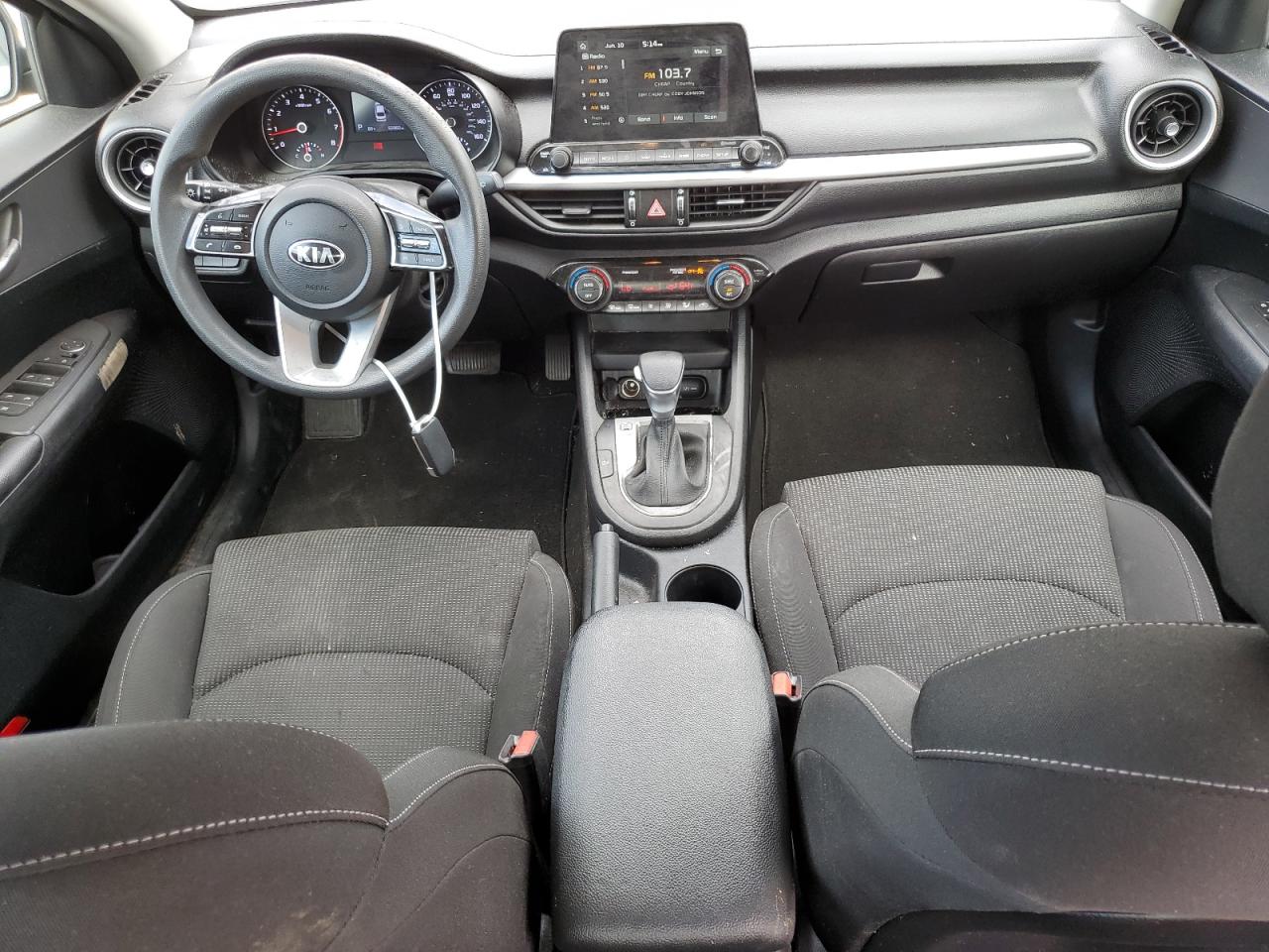 3KPF24AD3KE025594 2019 Kia Forte Fe