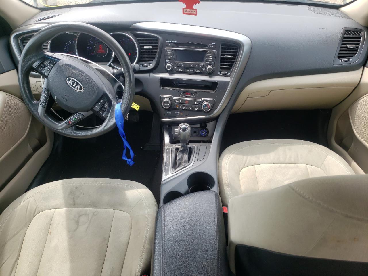 KNAGM4A75B5084132 2011 Kia Optima Lx