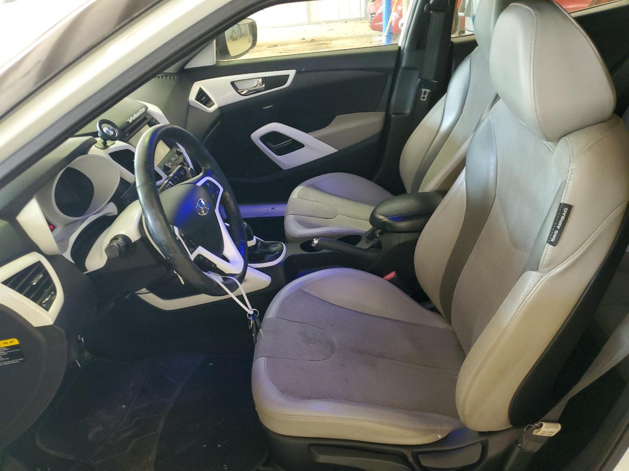 KMHTC6AD0CU081177 2012 Hyundai Veloster